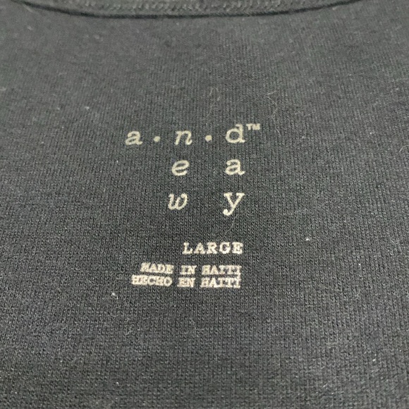 A NEW DAY TANK TOP - Picture 5 of 7